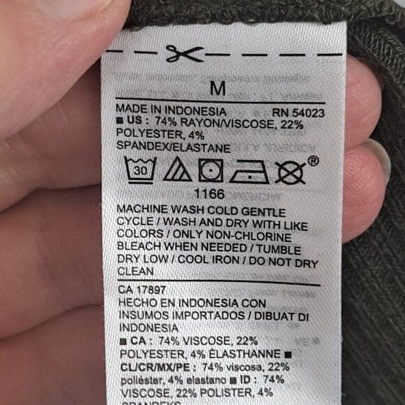 Ladies wrap front dress NWT - Picture 6 of 11